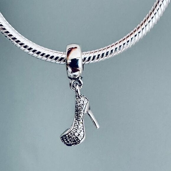 NEW AUTHENTIC Pandora Pave Stiletto Shoe Dangle Charm / Pandora Bracelet/ Ring - Picture 4 of 7
